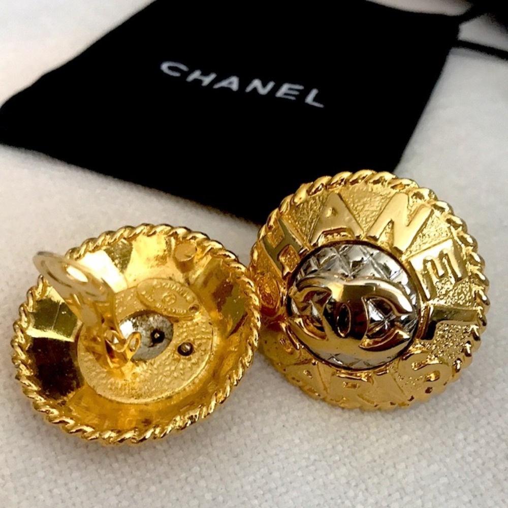 CHANEL Vintage Gold-Tone & Silver-Tone Clip On Earrings - Picture 2 of 13